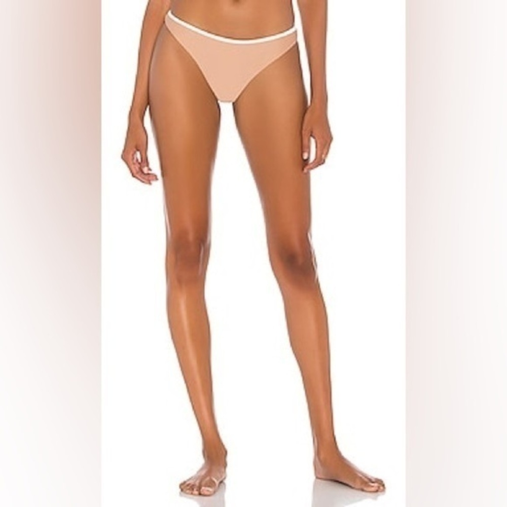 NWOT House of Harlow 1960 x REVOLVE Bexley Bottom in Nude & White size Small